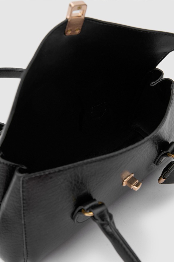 125461ff-6728-4bf5-99b3-271cb1a29f43-578-9f Raya Bag - Black